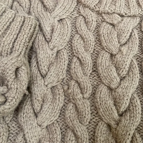 FLASH SALE!🎀DÔEN OLYMPUS🎀Sweater! VGUC! Size Medium! - Picture 7 of 16